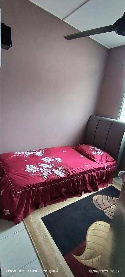 Homestay Rezeki Бату Гаяах Екстериор снимка